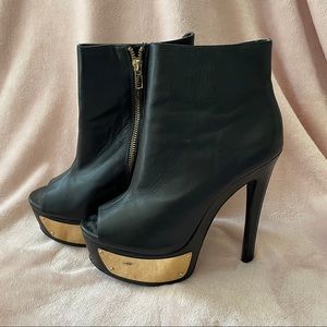 Black Heels with Gold Platform by Steve Madden